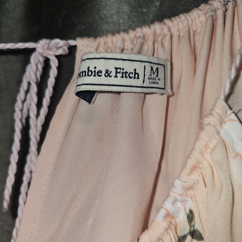Abercrombie & Fitch Blush Floral Maxi Dress - Picture 3 of 4